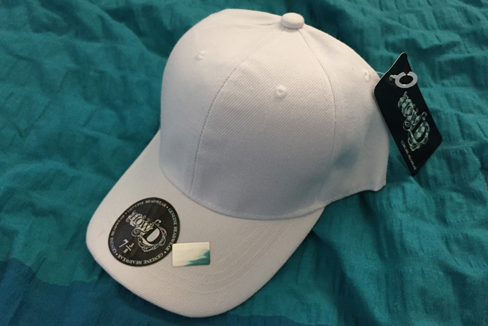 03_basic_white_hat_from_flea_market